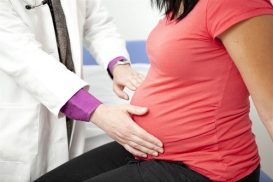 Viêm nhiễm phụ khoa khi mang thai phải làm sao?