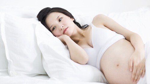 Viêm lộ tuyến cổ tử cung khi mang thai có ảnh hưởng đến thai nhi không